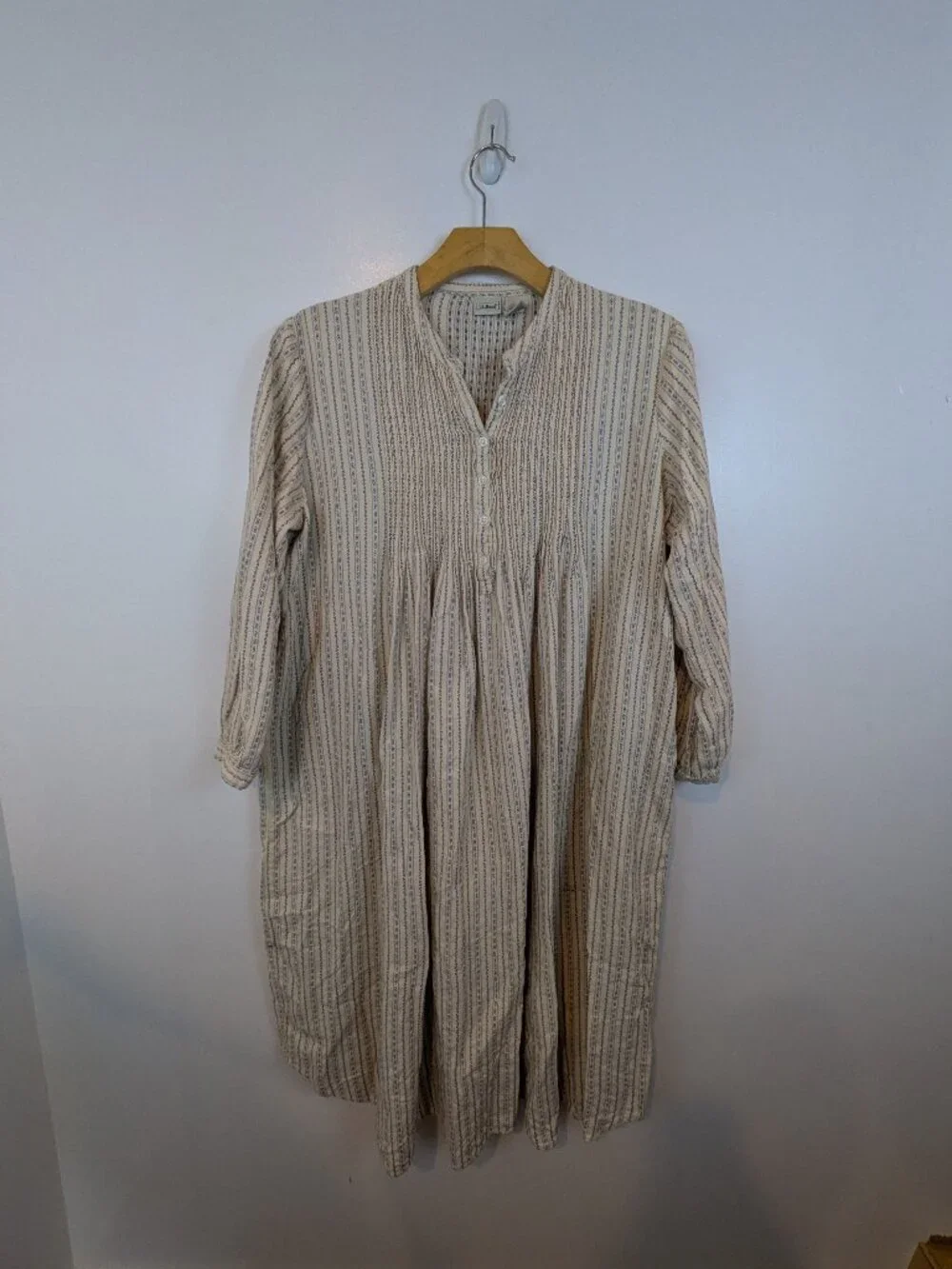 Vintage LL Bean Cream/Blue Nightgown, Sz XL